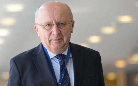 Єврокомісар зробив невтішний прогноз, якщо Україна не вступить в НАТО