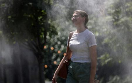 Коли чекати спеки? Прогноз на вихідні і перший тиждень червня в Україні