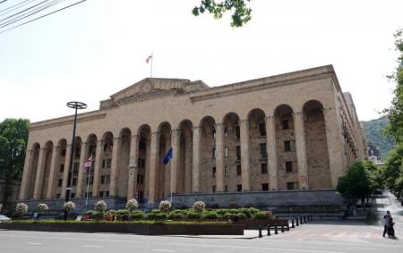 _parlament_gettyimages_1573511459_8f486882576b7a9f93e139c0386e6ee7_650x410_29.10.24