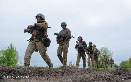 Понад 180 тисяч гривень на рекрута. У ЗСУ розповіли, що входить в бойовий комплект військового