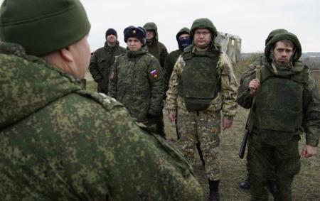 Росії не вистачає солдатів на нові військові округи через війну в Україні, - британська розвідка