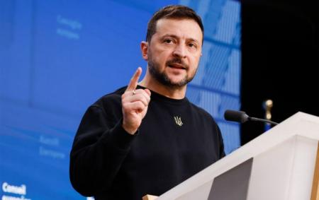 Вибори під час війни можуть призвести до втрати армії, - Зеленський