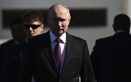 Два роки війни дедалі глибше занурюють Росію в темряву – аналіз CNN