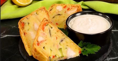 Пиріг із куркою: рецепт ситної страви для всієї родини