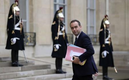 Франція передасть Україні танки і використає відсотки від російських активів: реакція Кремля