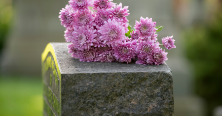 Священник розповів, чому категорично не можна казати 