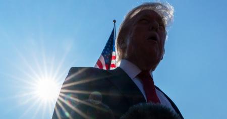 Трамп відреагував на погрози Медведєва розпочати війну проти США