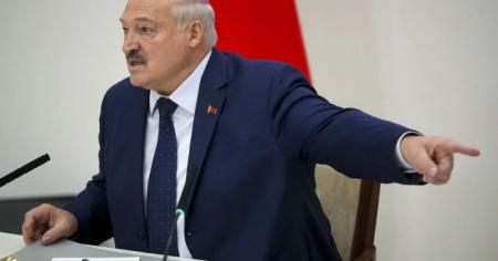 Лукашенко звільнив найвідомішого опозиціонера Сергія Тихановського