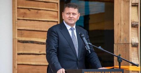 c126c9ea962872f7686610aec33873c4-24.07.25