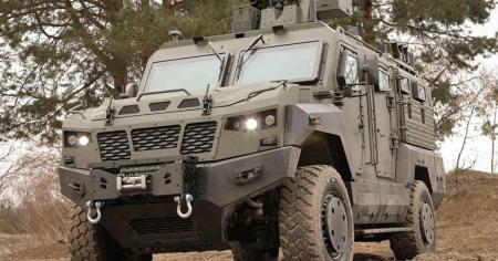 Зброярі завершили випробування нової української бронемашини: що про неї відомо