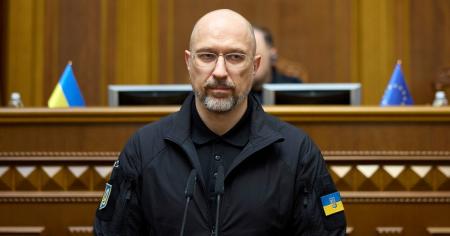 Дірка в оборонному бюджеті: Шмигаль озвучив нестачу для війни на два фронти