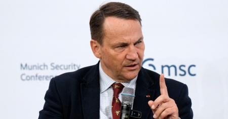 Польща вимагає відповіді США на дії Росії: Сікорський жорстко розкритикував Трампа