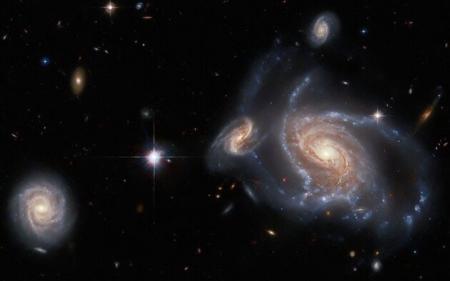 Телескоп зробив знімок одразу чотирьох галактик