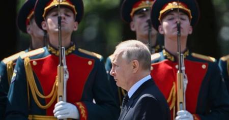 Тріумф Путіна: експерт розповів, що насправді стоїть за військовим парадом в Росії