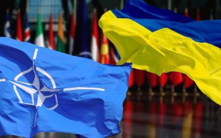 Липневий саміт НАТО: Україну не візьмуть до Альянсу, але може бути 