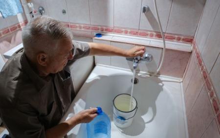 Тарифи на воду в Україні можуть підвищити: в уряді готують рішення