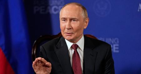 Путін у Китаї зробив цинічну заяву про шлях до миру в Україні