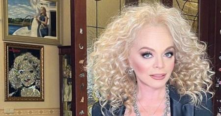 Путіністка Доліна побідкалася на відмову друзів з України спілкуватися з нею і видала маячню про 