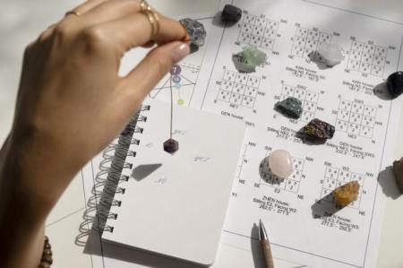 Всесвіт на їхньому боці: 3 знаки зодіаку, яких чекає щастя цієї осені