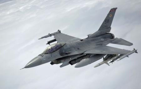 Україна отримає перші винищувачі F-16 вже цьогоріч, - Пентагон