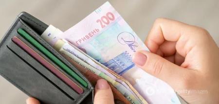 Найменшу мінімалку в Європі встановили в Україні: до чого призведе