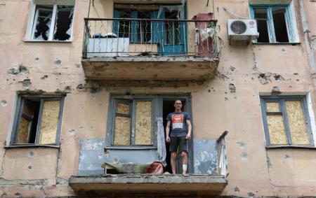 Від російської агресії найбільше постраждали російськомовні українці, - Центр Разумкова