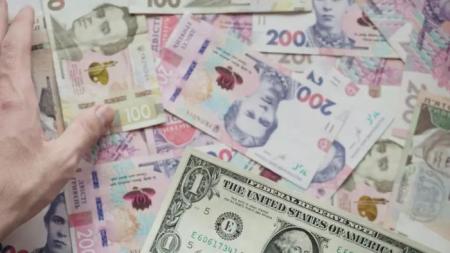 Різниця приголомшує: скільки в доларах отримують пенсіонери України та ЄС