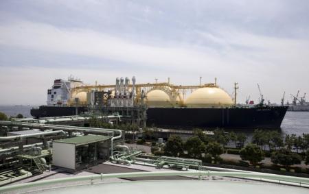 Газ із США в українських сховищах. Як привезти, де зберігати та чи цікаво це бізнесу