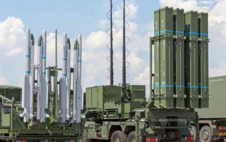 IRIS-T, ракети та бронетехніка: Україна відправила великий запит на зброю Німеччині