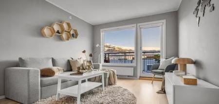 living-room-88742351280_29.05.25_1