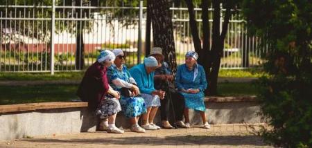 pensioneri-pixabay-vladvictoria_19.07.25_1