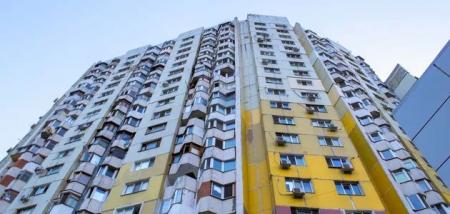 tall-coloured-apartment-building-chisinau-city_30.04.25_1