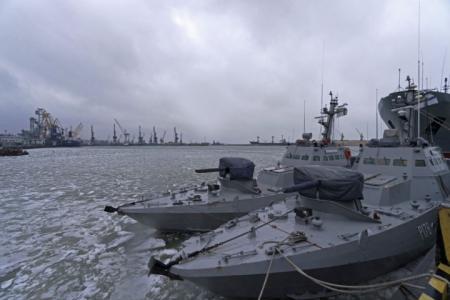 На Азове построят морскую военную базу – Полторак