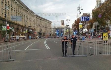 В Киеве перекрыли центр города и подъезд к вокзалу 