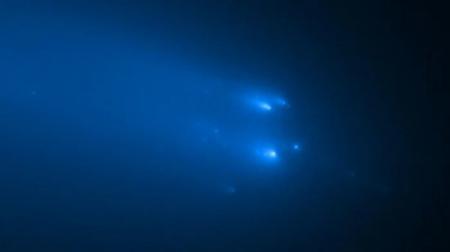 Космический корабль пролетел сквозь пыльный хвост взорвавшейся кометы 