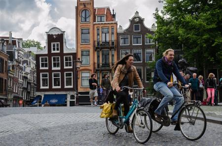 В Нидерландах ездить на велосипедах стало опаснее, чем на авто - статистика 