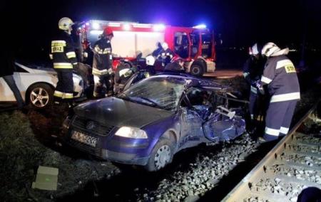 В Польше в ДТП с поездом погибли четыре украинца 