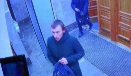 Бомбу в ФСБ Архангельска взорвал 17-летний юноша