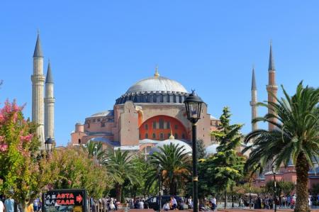 Эрдоган предложил сделать из христианского собора Святой Софии мечеть 