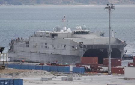 В Одессу зашел новейший катамаран ВМС США 