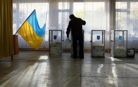 В Верховную Раду Украины могут пройти четыре партии – соцопрос