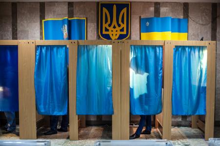 Избирательная кампания началась в Украине 