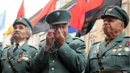 Порошенко подписал закон о признании ветеранов УПА участниками боевых действий