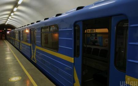 У метро в Києві скоротили інтервал руху потягів: графік