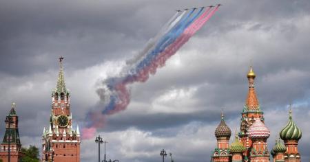 Парад у Москві 9 травня відбудеться без техніки: у РФ пояснили причину
