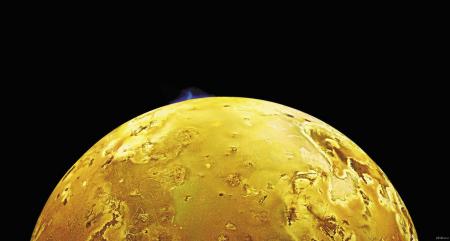 Астрономы впервые увидели шлейф вулкана на спутнике Юпитера