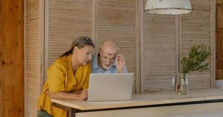 Українцям прогнозують пізній вихід на пенсію: чого очікувати від ринку праці до 2030 року