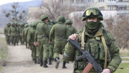 Стало известно, сколько военных Россия перебросила в оккупированный Крым