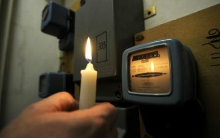 Украинцам хотят повысить цену за свет в 2 раза: сколько будем платить