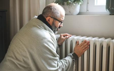 _grietsya_radiator_opalennya_gettyimages_1442598937_607a94302_030326